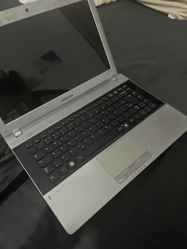 Notebook Samsung RV411 (Model NP-RV411-AD3BR) - Para peças, reparo ou estudo