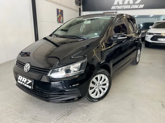 Volkswagen Fox Trendline 1.0 Flex 8V 5P 2017