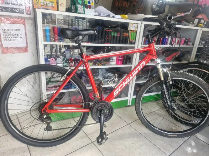 Bicicleta Aro26 SCHWNN toda de Alumínio