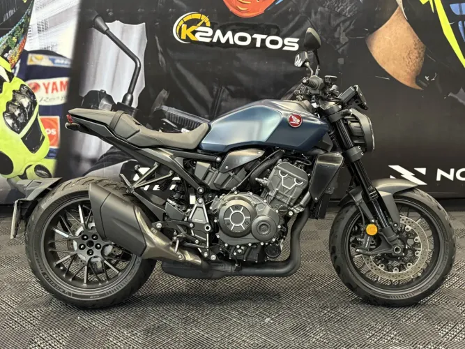 Honda CB 1000R Black Edition 2024 * 1241Kms apenas, impecável