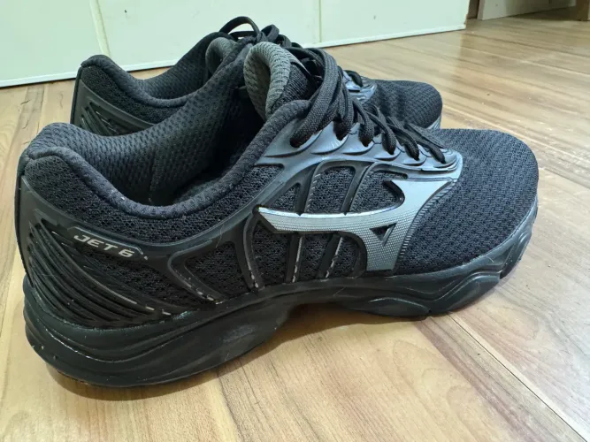 Mizuno Jet 6
