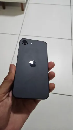 iPhone 16E 128gb na garantia até julho 