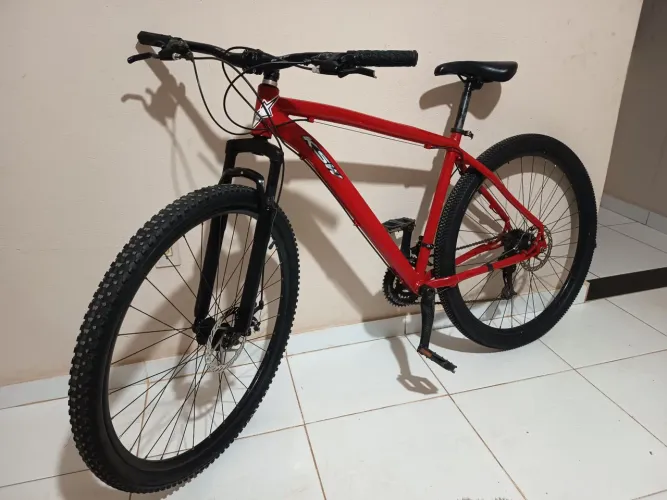 Bicicleta aro 29 (MUITO PRESERVADA)
