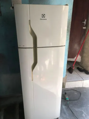 Geladeira Eletrolux duplex