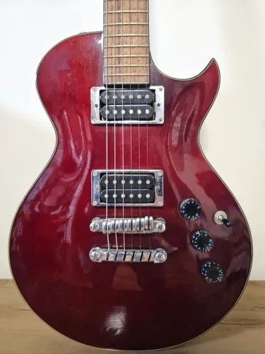 Guitarra Ibanez ART100 Transparent Cherry