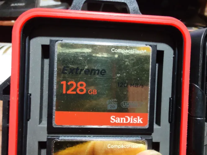 Cartão CF compact flash 128 GB extreme