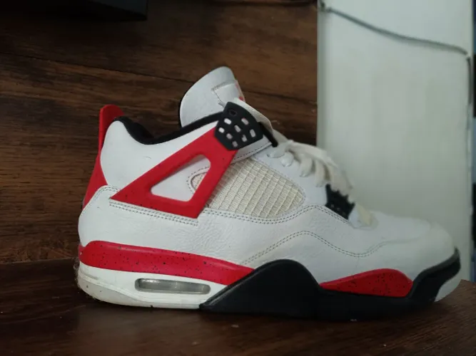 Tênis Air Jordan 4 Retro Fire Red