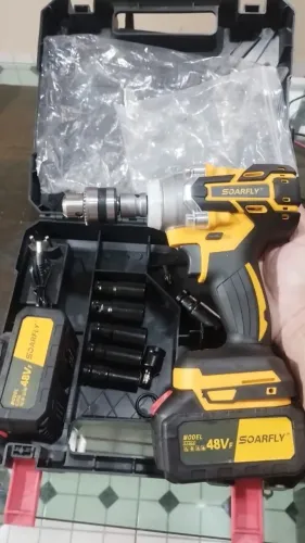 CHAVE DE IMPACTO PARA TIRAR PNEU DE CARROS FURADEIRA E PARAFUSADEIRA