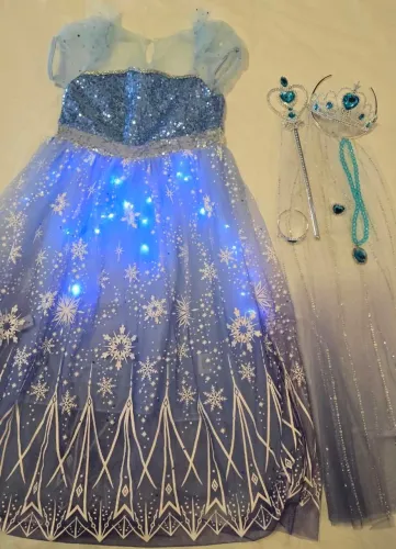 Fantasia Elsa com luzinha - Nova