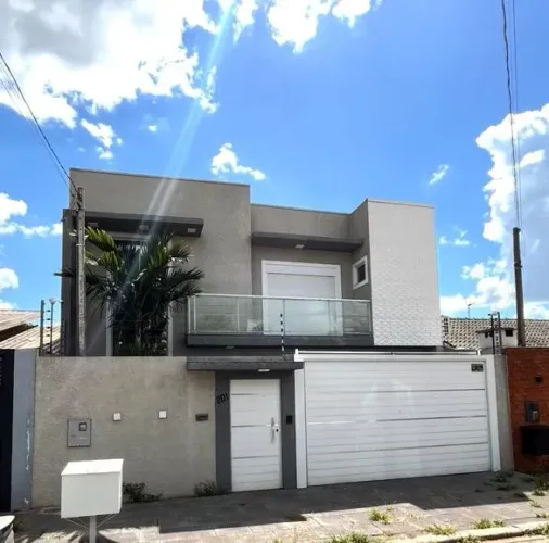 Casa com 3 Quarto(s) e 5 banheiro(s) para Alugar, 220 m² por R$ 7780 / Mês