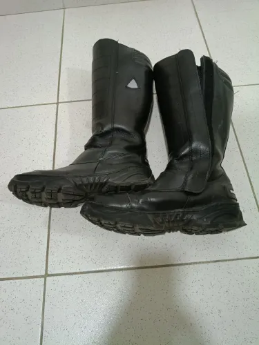 Bota para motoboy ou bombeiro civil