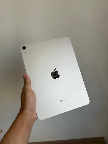 iPad Air M1