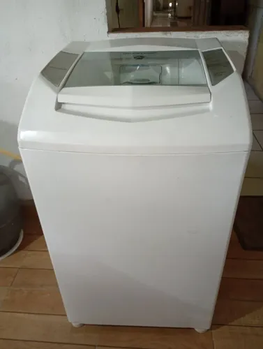 Máquina de lavar roupa Brastemp 7kg está perfeita 