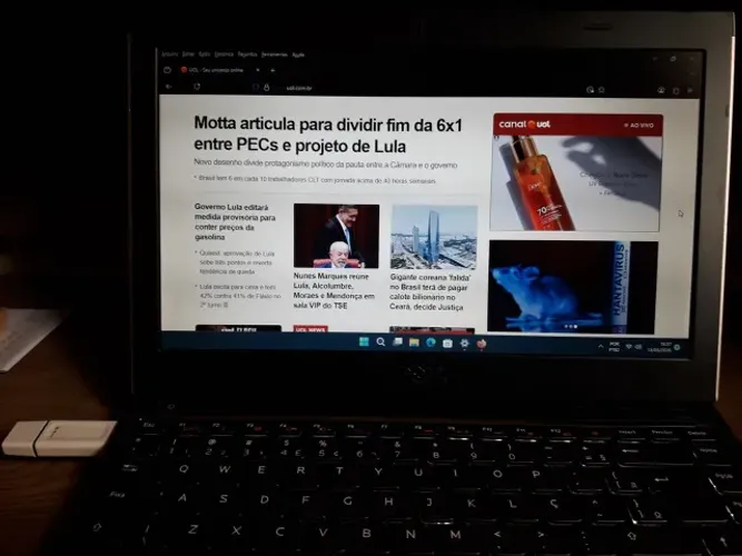 Notebook Dell i3, 10 GB Ram, 128 GB SSD, Teclado Iluminado