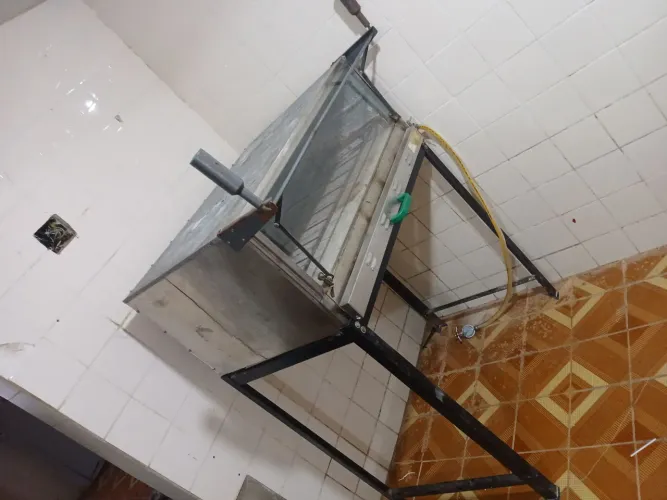 Vende-se forno industrial em otimo estado, funcionando perfeitamente