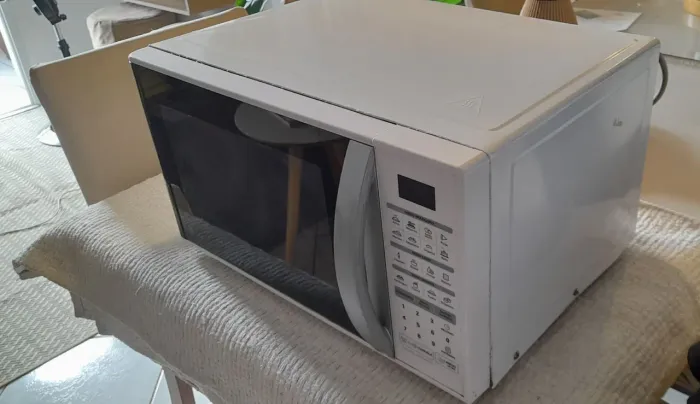 Microondas LG easy clean