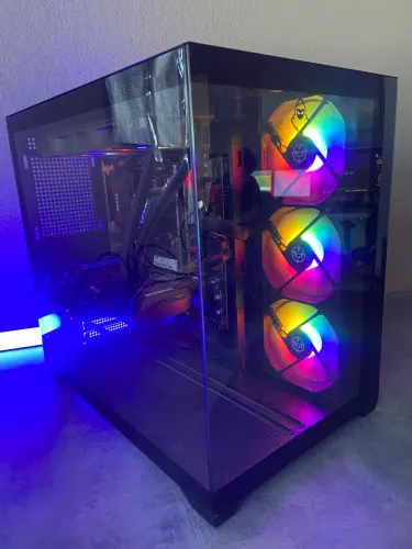 PC Gamer Ryzen 7 5700X / RTX 5060 8GB / 16GB RAM / 1TB SSD / 650W
