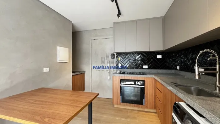 Studio á venda Reformado Semi Mobiliado Boqueirão Santos/SP