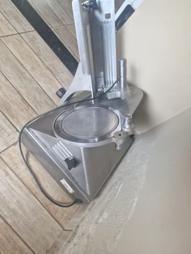 Fatiadora automática 220v