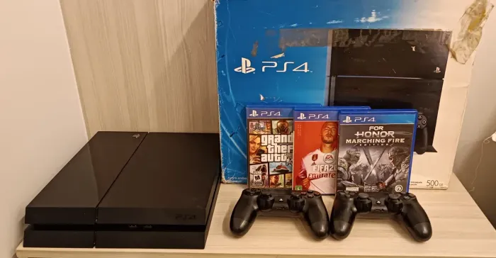 PS4 FAT 500GB + 2 CONTROLES ORIGINAIS+ 3 JOGOS + CAIXA ORIGINAL