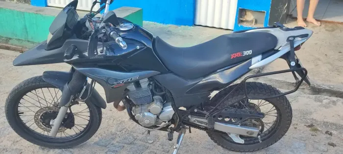 TROCO HONDA XRE 300 EM MENOR CILINDRADA ACIMA DE 2015