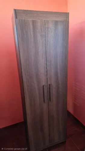 MULTI USO TA BEM CONSERVADINHO E TA BEM FIRME COM PÉZINHOS