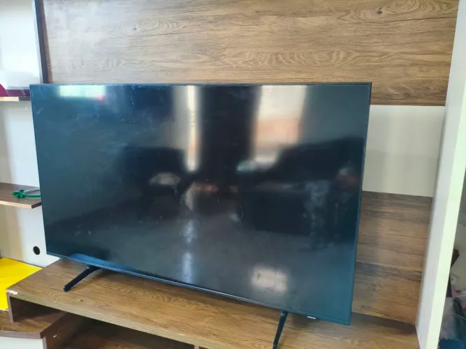Tv Samsung BU8000 50p
