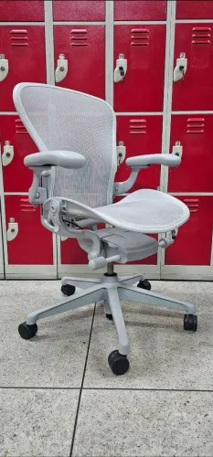 Cadeiras New Aeron mineral completas tamanho B e A (preço unitário) grande quantidade disp