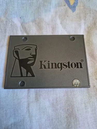 SSD kingston 240gb cor preto SATA