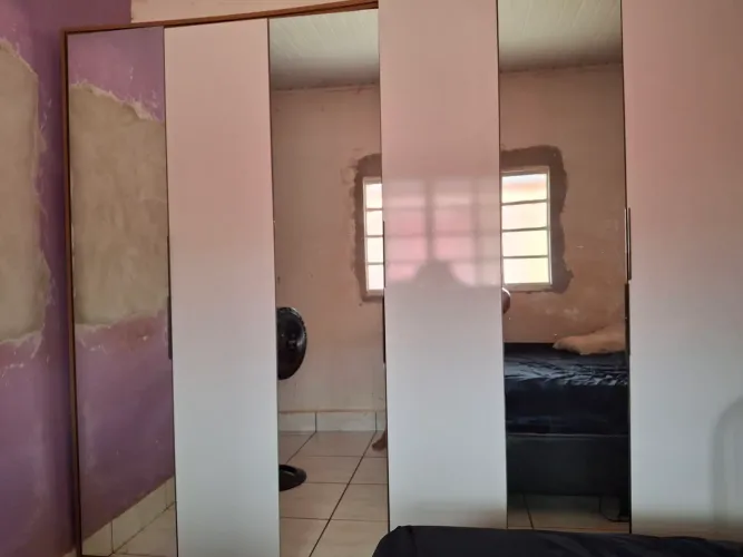 Vendo guarda roupa desmontado