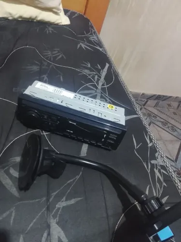 Mídia de carro e suporte