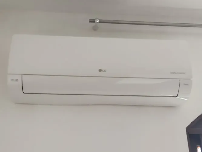 Vendo Ar-condicionado LG Dual inverter Quente-Frio
