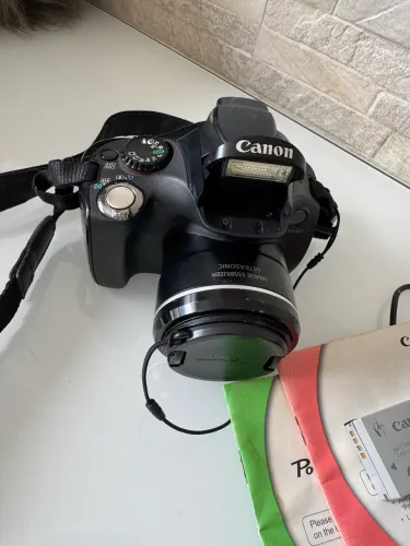 Canon PowerShot SX40 