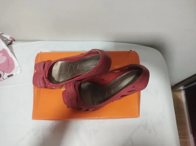 sapatos semi novos