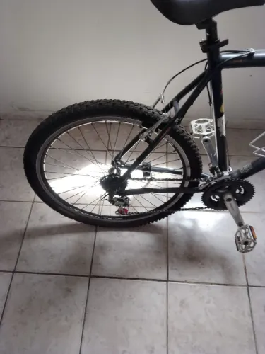 Bicicleta Zera vendendo por precisão