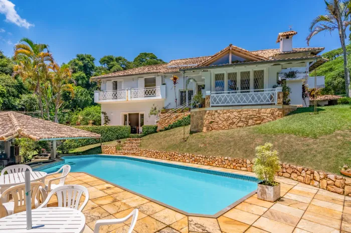 Casa com 4 quartos em condomínio em Itaipava, Petrópolis