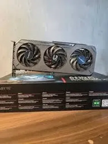 Placa de vídeo Gigabyte RX 9060 XT 16gb
