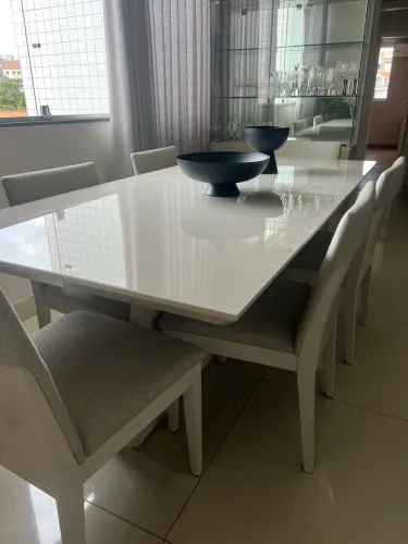 Sala de jantar em laca off white 2:10 mts 6 cadeiras em linho