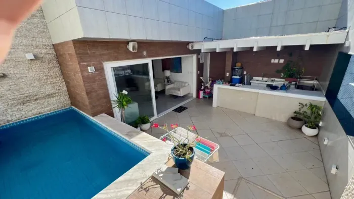 Cobertura Garden Edf. Oruam, na melhor localização da Ponta Verde