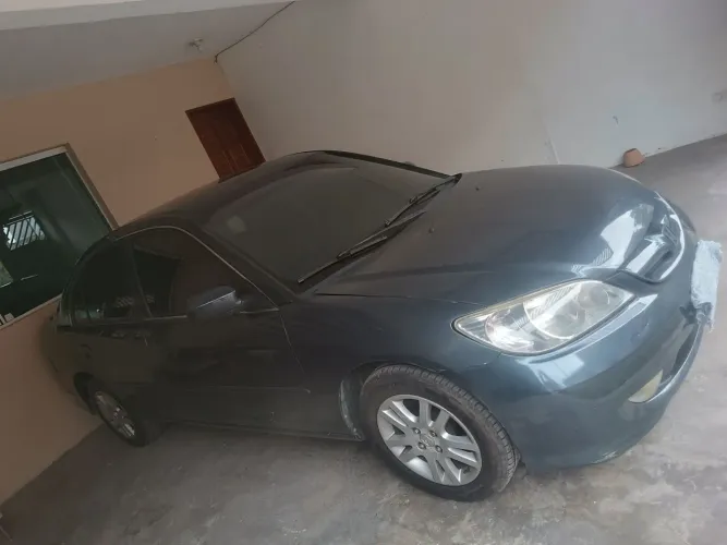 Honda Civic Sedan LX 1.7 16V 115cv Mec. 4P 2004