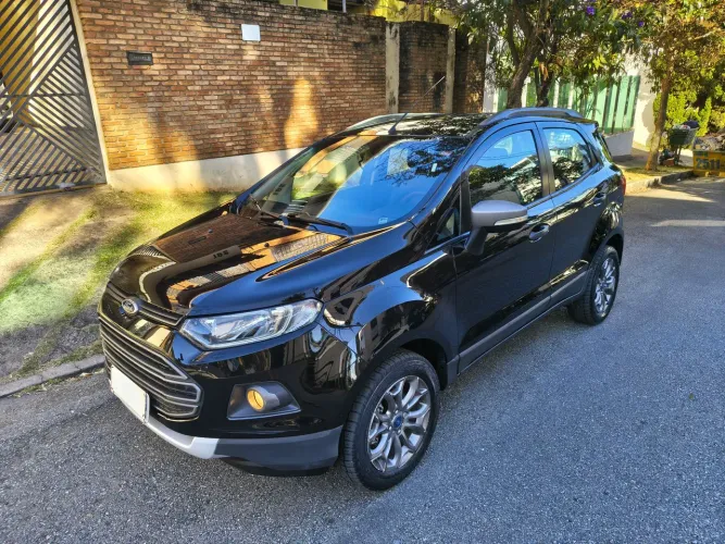 Ford Ecosport Freestyle 1.6 16V Flex 5P 2014