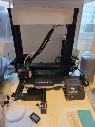 Ender 3 v2 fechada + upgrades
