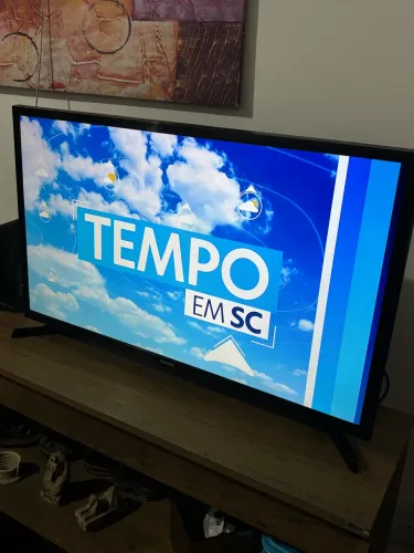 TV Samsung 32 Smart T4300