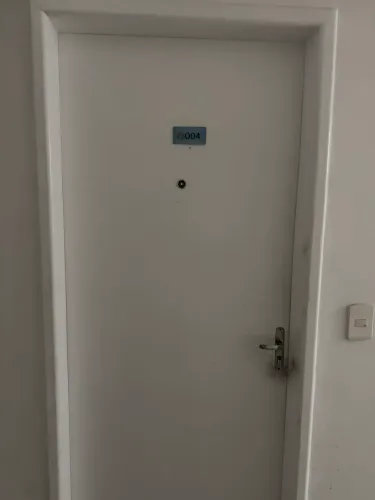 ATT : AP COM CONDOMÍNIO JÁ INCLUSO NO ALUGUEL , NO SOLAR MON. JARDIM R$ 2.000,00 !!!