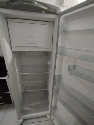 Geladeira refrigerador consul Frost Free CRB39