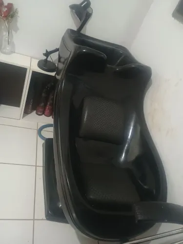 Lavatório e cadeira reclinável