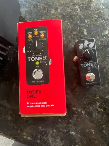 Tonex One - Pedal de Guitarra IR pré ampli (Novo)