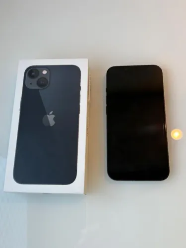 iPhone 13 128GB com caixa e cabo originais