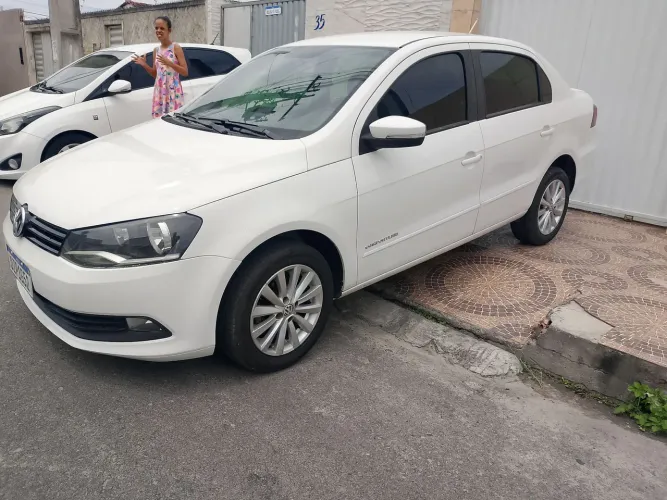 Volkswagen Voyage Comf/highli. 1.6 MI T.flex 8V 4P 2015