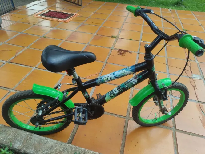 Vendo bicicleta infantil aro 20